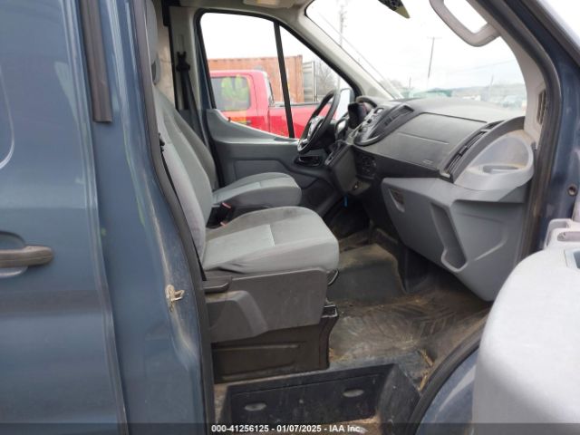 1FTYR3XM0KKB17443 Ford Transit-250