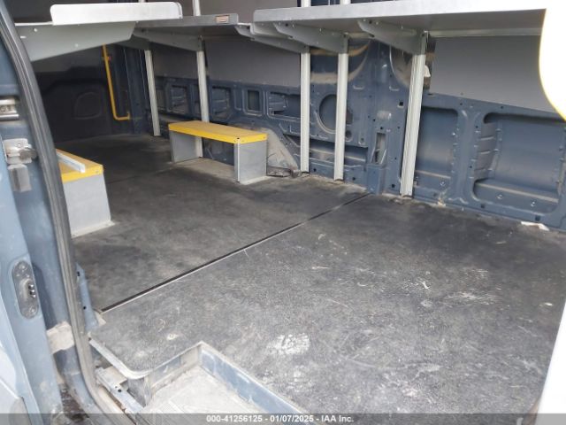 1FTYR3XM0KKB17443 Ford Transit-250