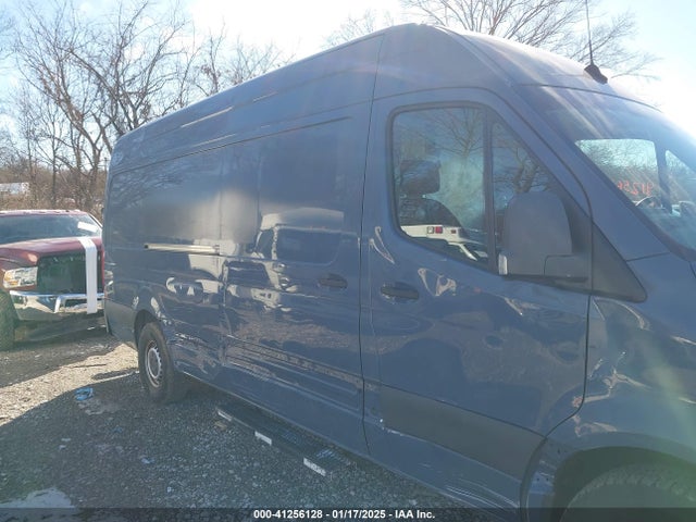 WD4PF1CD3KT011583 Mercedes-Benz Sprinter 2500 High Roof V6