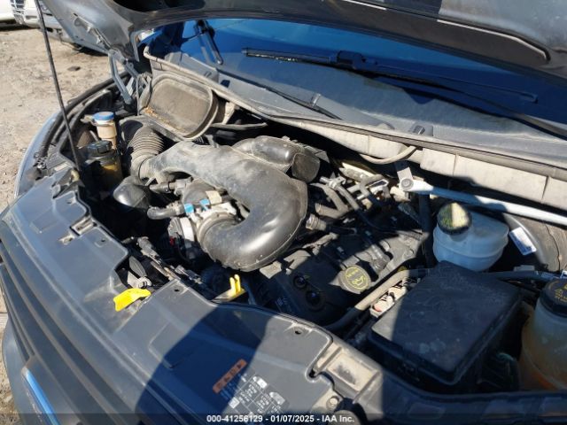 1FTYR3XM8KKB78684 Ford Transit-250