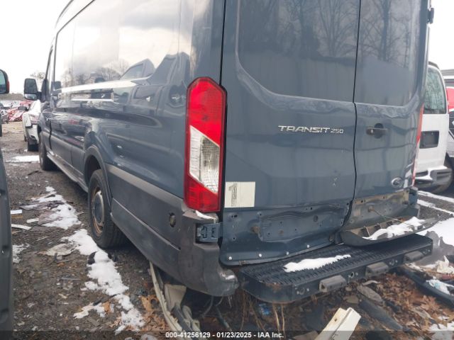 1FTYR3XM8KKB78684 Ford Transit-250