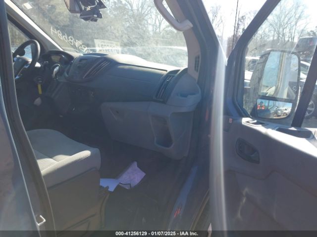 1FTYR3XM8KKB78684 Ford Transit-250