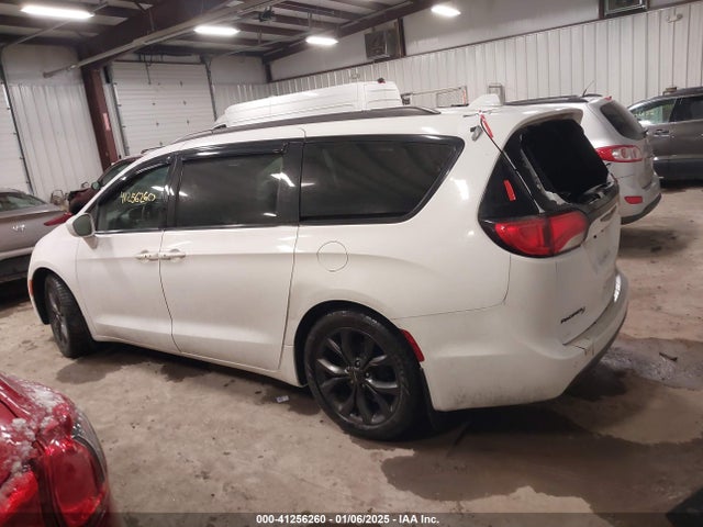 Chrysler Pacifica Touring L 2018 2C4RC1BG5JR193591 Image 14