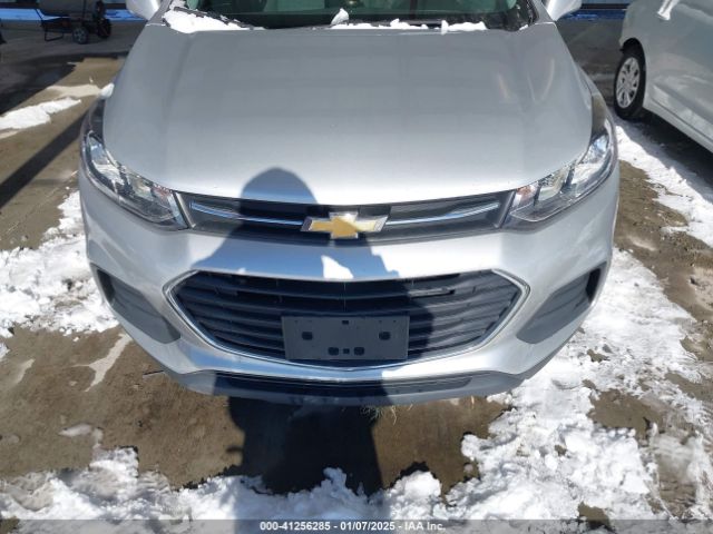 3GNCJNSB9LL127074 Chevrolet Trax Awd Ls