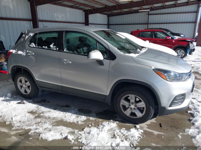 3GNCJNSB9LL127074 Chevrolet Trax Awd Ls