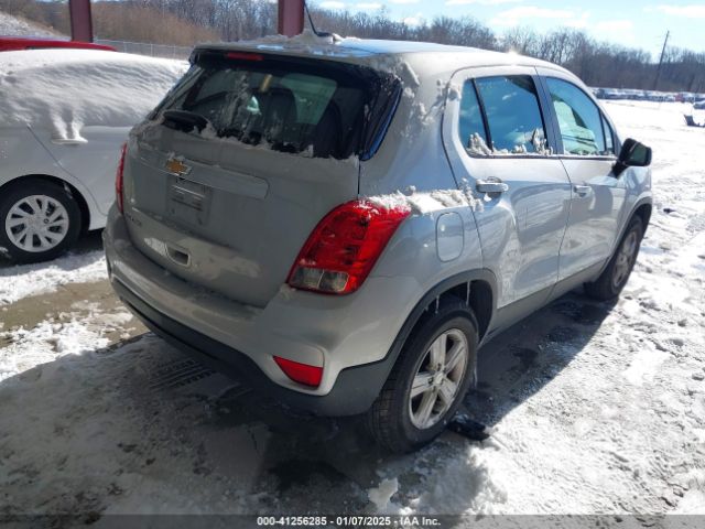 3GNCJNSB9LL127074 Chevrolet Trax Awd Ls