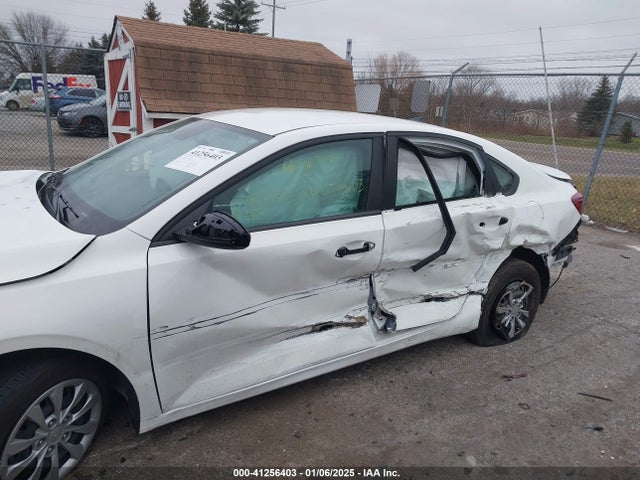 3KPF24AD1RE702135 KIA FORTE LX