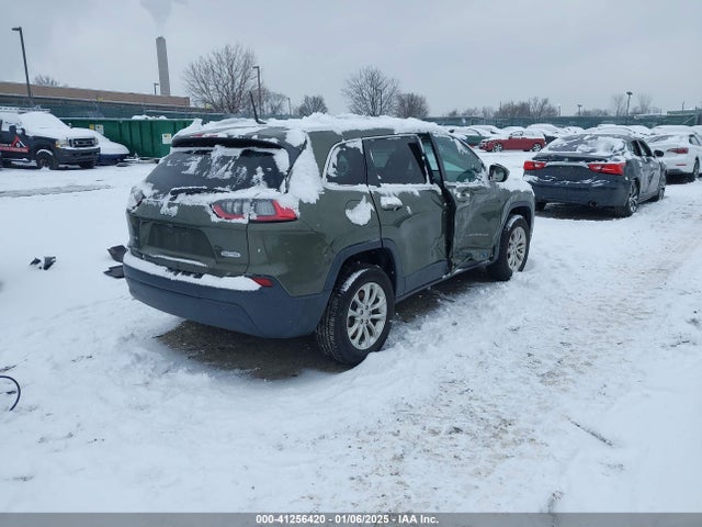 1C4PJMCB2KD254885 Jeep Cherokee Latitude 4x4