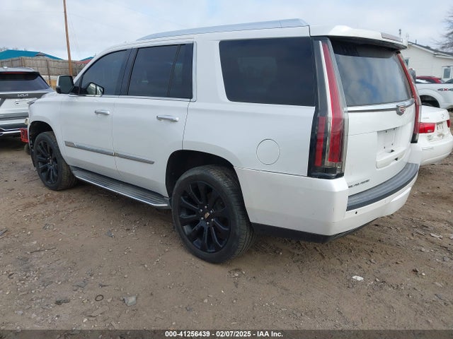 2016 CADILLAC ESCALADE 1GYS4BKJ0GR356379 Photo 2