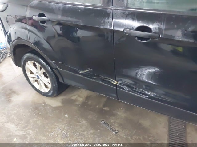 Ford ESCAPE S 2018 1FMCU0F79JUA19660 Image 19