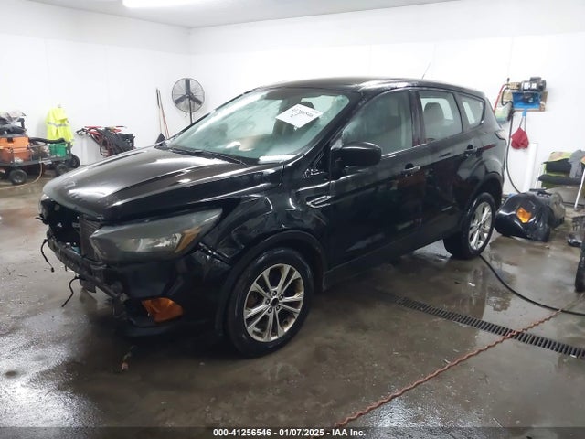 Ford ESCAPE S 2018 1FMCU0F79JUA19660 Image 2