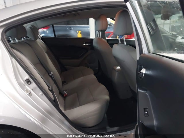 KIA FORTE LX 2015 KNAFK4A60F5283300 Image 8