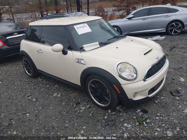2009 MINI COOPER S WMWMF73539TW85524 Photo 0