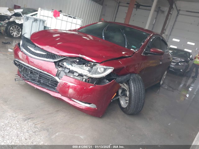 Chrysler 200 Limited 2015 1C3CCCAB7FN667315 Image 2