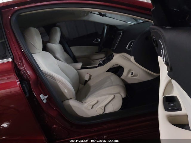 Chrysler 200 Limited 2015 1C3CCCAB7FN667315 Image 5