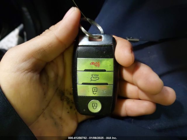 5XYKU4A79EG474756 KIA Sorento Ex V6