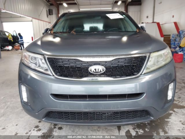 5XYKU4A79EG474756 KIA Sorento Ex V6