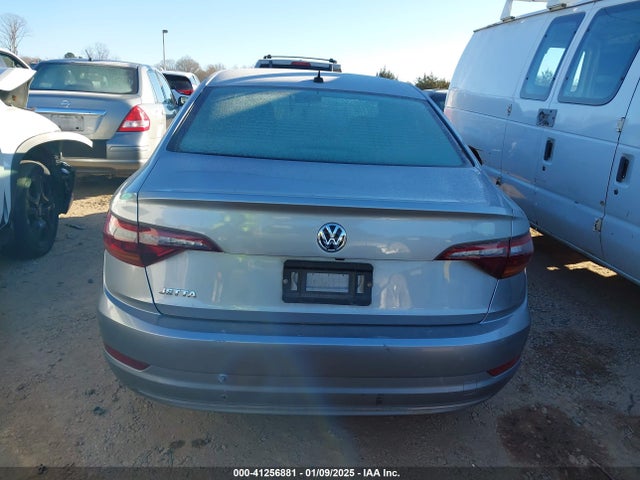 3VWC57BU7KM242756 Volkswagen Jetta 1.4t R-line/1.4t S/1.4t Se