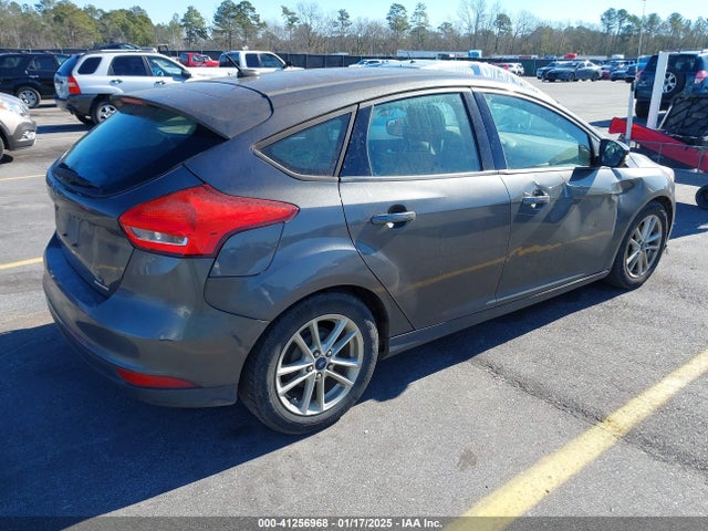 Ford FOCUS SE 2016 1FADP3K23GL269444 Image 4