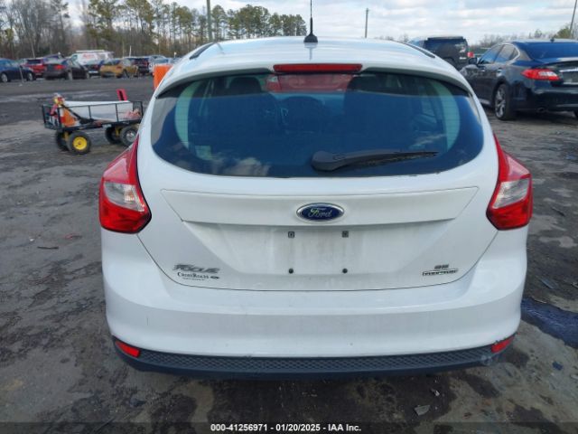 1FADP3K25EL233218 Ford FOCUS SE