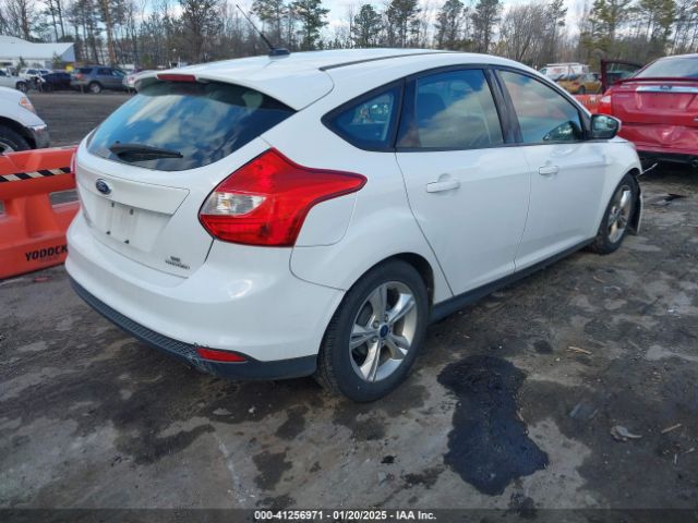 1FADP3K25EL233218 Ford FOCUS SE