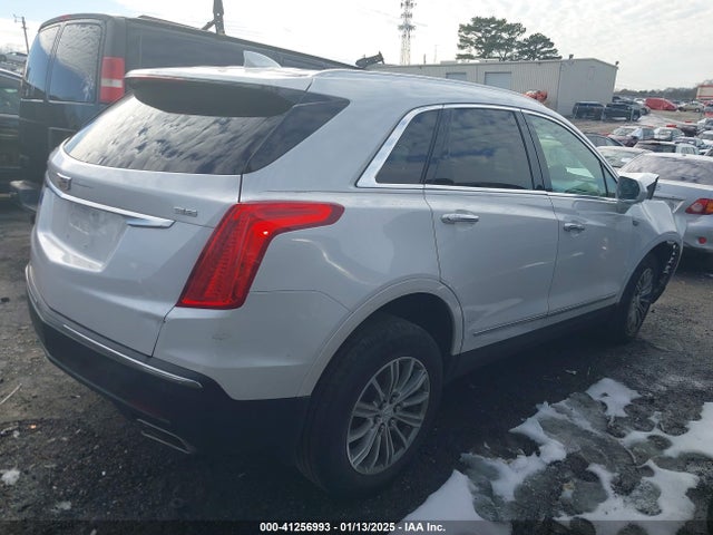 2017 CADILLAC XT5 1GYKNBRS4HZ103708 Photo 3