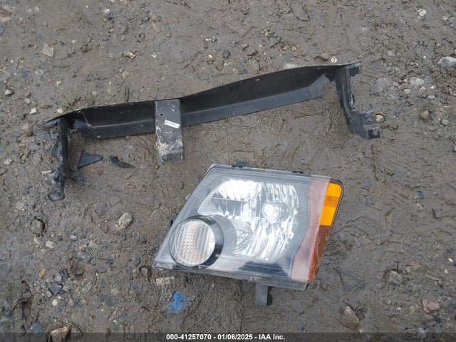 5N1AN0NU7EN802830 Nissan Xterra S
