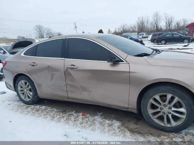 1G1ZD5ST1JF209738 Chevrolet MALIBU LT