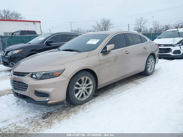 1G1ZD5ST1JF209738 Chevrolet MALIBU LT
