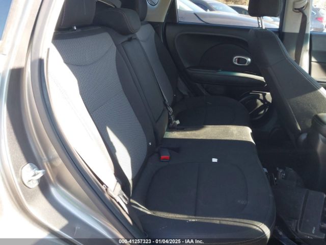 KNDJP3A50J7536077 KIA SOUL +