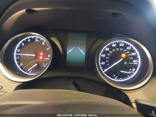 41257366 :رقم المزاد ، 4T1B11HKXJU008971 vin ، 2018 Toyota Camry Se مزاد بيع