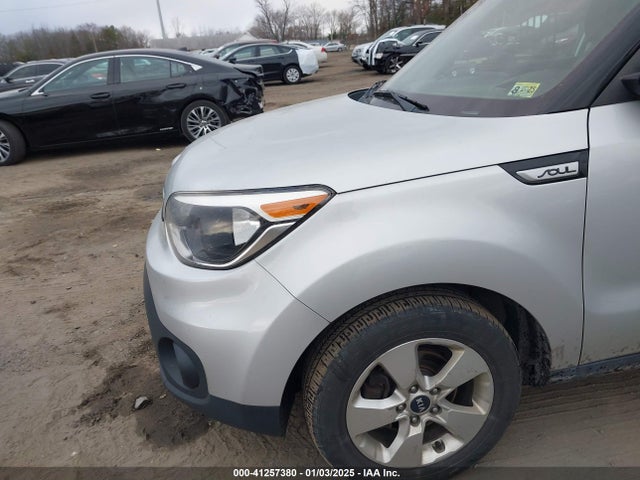 KIA Soul 2018 KNDJN2A27J7506841 Image 6