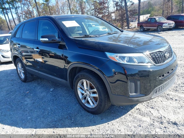 KIA SORENTO LX 2015 5XYKT3A67FG563411 Image 1