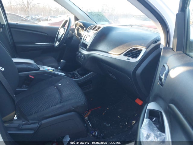 Dodge JOURNEY SE 2019 3C4PDCBB9KT796952 Image 5