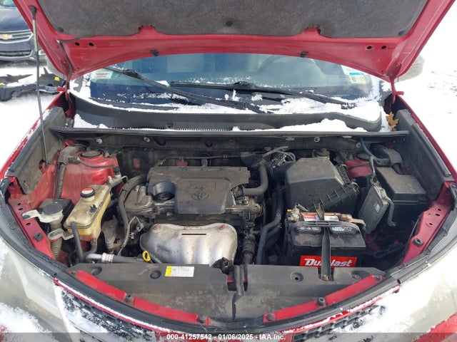 JTMBFREVXFJ039312 Toyota RAV4 LE