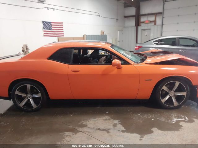2C3CDYBT7EH234165 Dodge Challenger Shaker Pkg