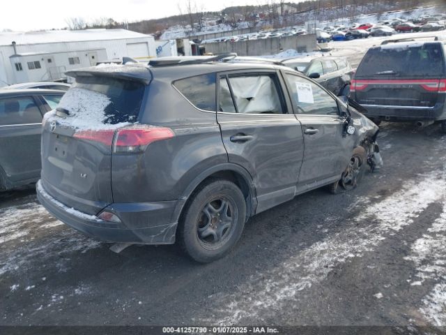 JTMZFREV9HJ119332 Toyota RAV4 LE