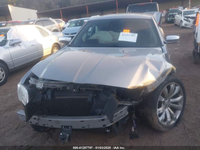2C3CCAEG9JH301626 Chrysler 300 Limited