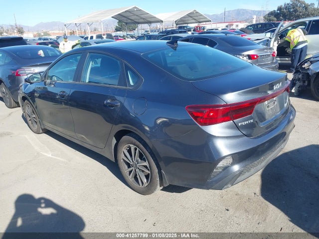KIA Forte Lxs 2023 3KPF24AD5PE691024 Image 3