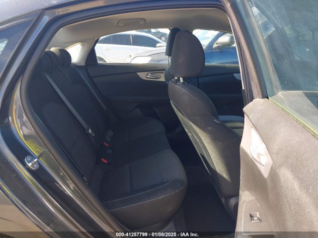 KIA Forte Lxs 2023 3KPF24AD5PE691024 Image 8