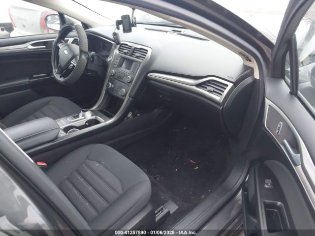 3FA6P0H78HR259330 Ford FUSION SE