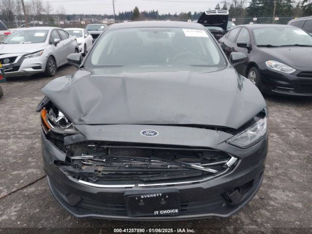 3FA6P0H78HR259330 Ford FUSION SE