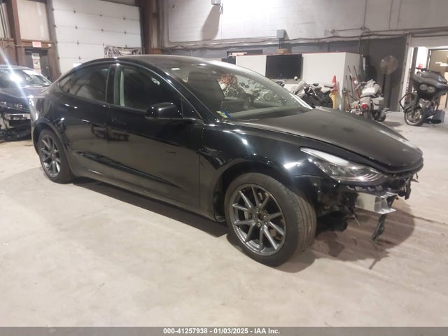 2021 TESLA MODEL 3 5YJ3E1EB0MF915730 Photo 0