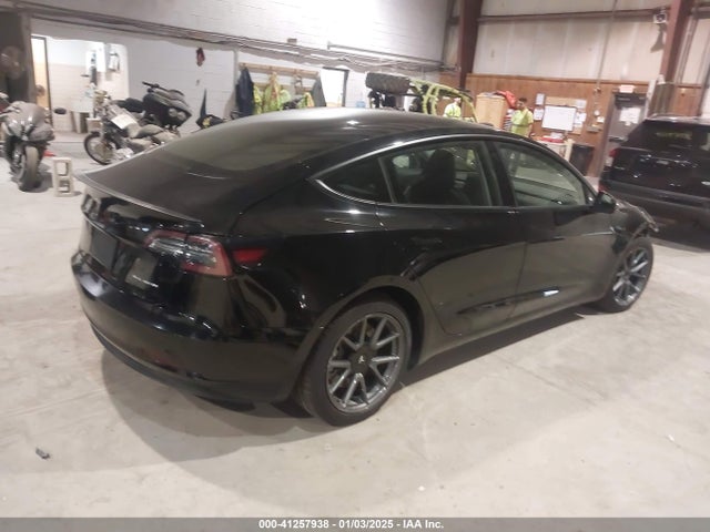 2021 TESLA MODEL 3 5YJ3E1EB0MF915730 Photo 3