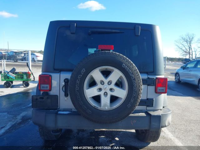 1C4HJWDG1HL751077 Jeep Wrangler Unlimited Sport 4x4