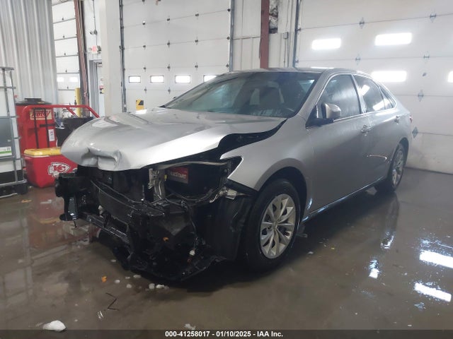 4T1BF1FK1HU666581 Toyota CAMRY LE