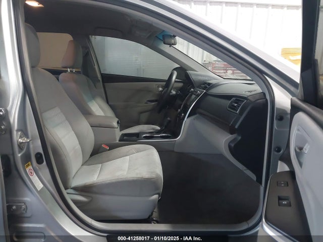 4T1BF1FK1HU666581 Toyota CAMRY LE