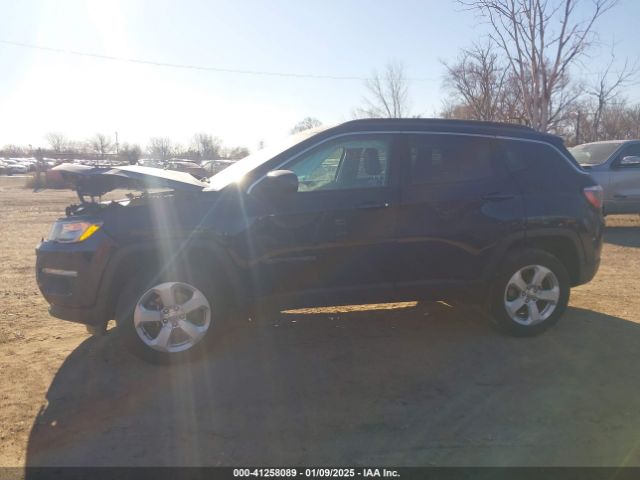 3C4NJDBB8JT398720 Jeep Compass Latitude 4x4