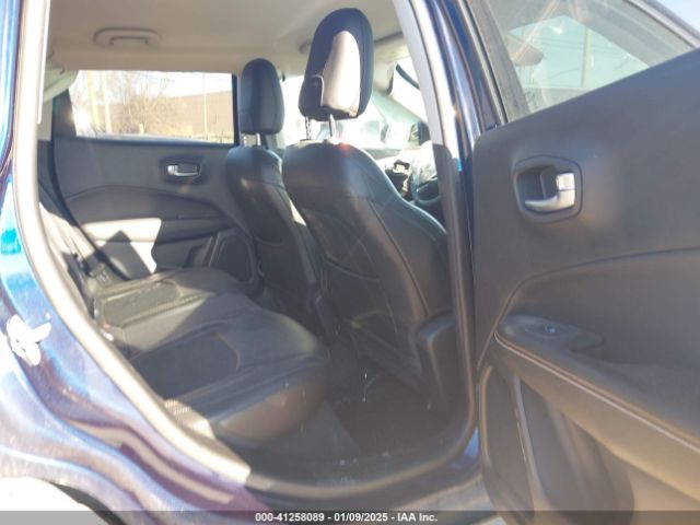 3C4NJDBB8JT398720 Jeep Compass Latitude 4x4