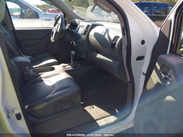 1N6AD0ER5KN757009 Nissan Frontier Sl